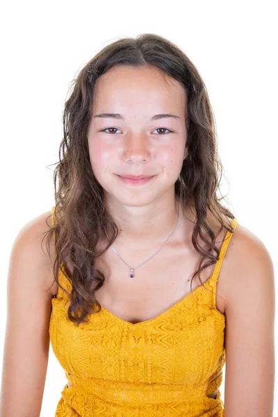 Porträtt Vacker Brunett Tonåring Flicka Vit Bakgrund — Stockfoto