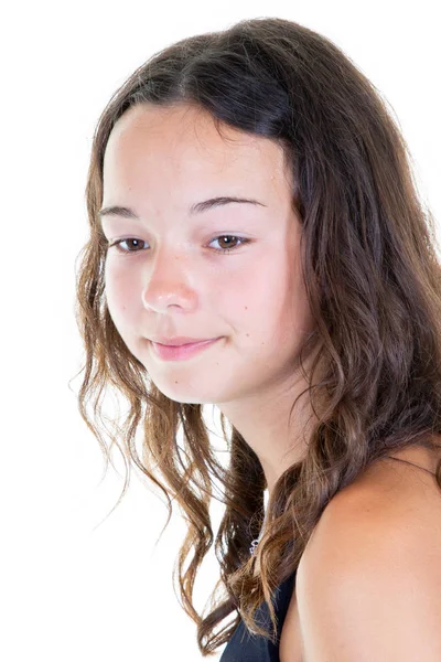 Mooie Brunette Krullend Haar Tiener Meisje Geïsoleerde Witte Achtergrond Glimlachend — Stockfoto
