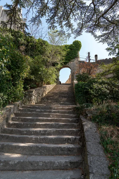 Escada Caminho Pedra Bonnieux Pequena Aldeia Provence França — Fotografia de Stock