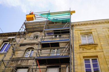 Bordeaux Fransa'da iskele eski bina ile yeniden yapılanma