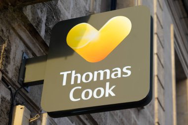 Bordeaux , Aquitaine / Fransa - 09 23 2019 : Thomas cook ünlü mağaza seyahat acentesi giriş caddesi nde tabela dükkanı logosu