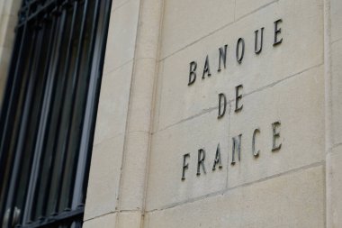 Bordeaux, Aquitaine / Fransa - 10 10 10 2019: Fransız Ulusal Bankası 'nın resmi binası metni