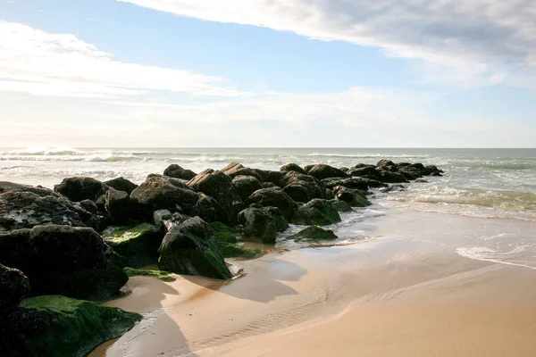 Falochron Wybrzeżu Francuskiej Plaży Atlantyckiej — Zdjęcie stockowe