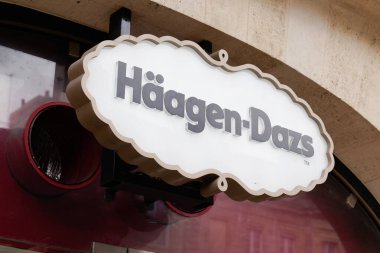 Bordeaux, Aquitaine France - 10 17 2019: Haagen-Dazs logosu Hagen Dazs dondurma dükkanını imzaladı