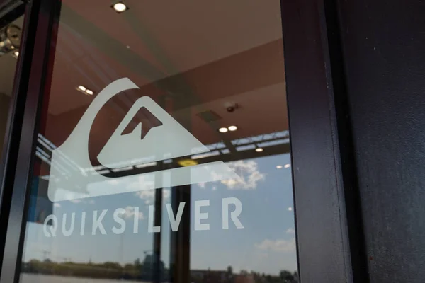 Burdeos Aquitania Francia 2019 Quicksilver Tienda Minorista Boutique Ventana Signo — Foto de Stock