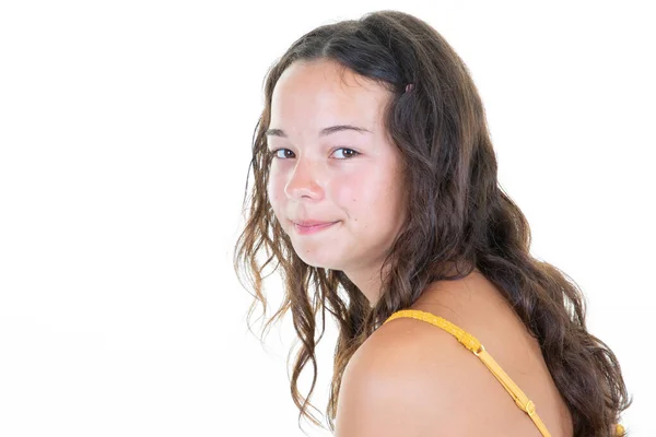 Mujer Joven Adolescente Perfil Cara Retrato Usando Una Camisa Amarilla — Foto de Stock