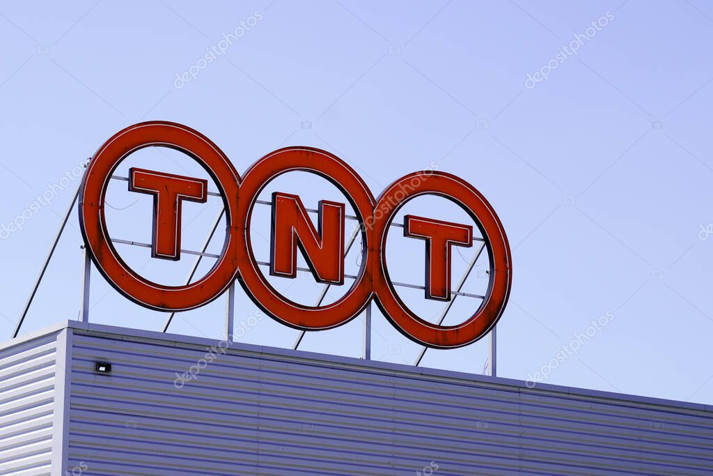 Bordeaux , Aquitaine / France - 06 06 2020 : TNT logo sign on industrial building for international mail delivery and logistics services