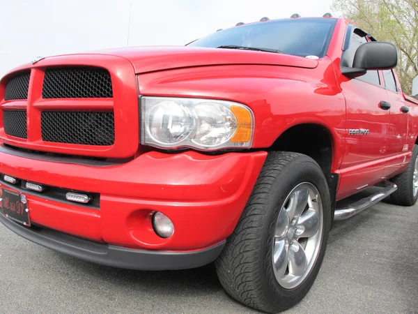 Bordeaux Aquitaine Francie 2020 Dodge Ram 1500 Pickup Car Front — Stock fotografie