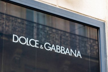 Bordeaux, Aquitaine / Fransa - 06 01 2020: Dolce & Gabbana mağaza logosu İtalyan lüks sanayi mağazası moda evi tabelası