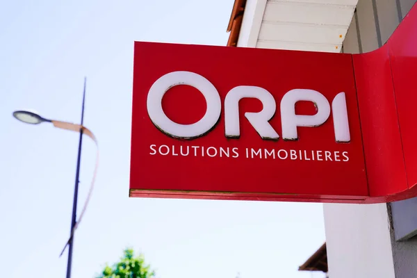 Bordeaux Aquitaine France 2020 Orpi Agency Sign Logo Front Office — Stock Photo, Image