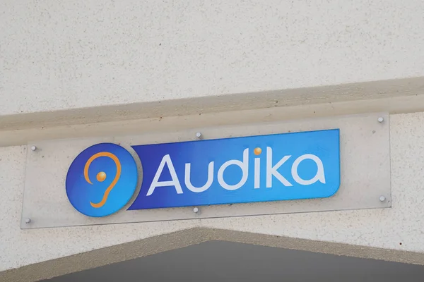 Burdeos Aquitania Francia 2020 Audika Logo Sign Medical Agency Store — Foto de Stock