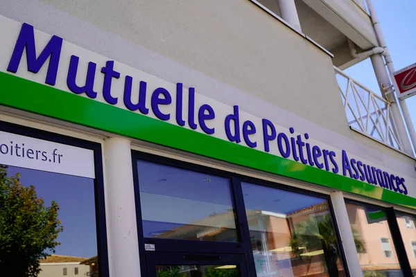 Burdeos Aquitania Francia 2020 Mutuelle Poitiers Asegura Insignia Agencia Edificios — Foto de Stock