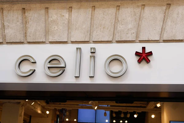 Burdeos Aquitania Francia 2020 Celio Signo Logo Tienda Construcción Ropa — Foto de Stock