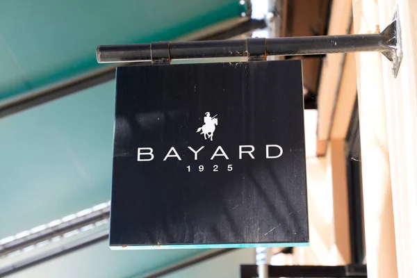 Burdeos Aquitania Francia 2020 Bayard Logo Sign Store Luxury Fashion — Foto de Stock