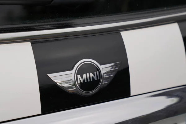 Bordeaux Aquitaine France 2020 Mini Wings Car Logo Sign White — 스톡 사진