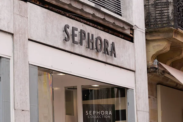 Bordéus Aquitânia França 2020 Texto Sephora Sinal Logotipo Cadeia Cosméticos — Fotografia de Stock