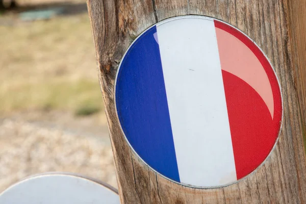 Francuska Flaga Francja Okrągłe Naklejki Drewnianym Biegunie Kolorze Niebieskim Białym — Zdjęcie stockowe