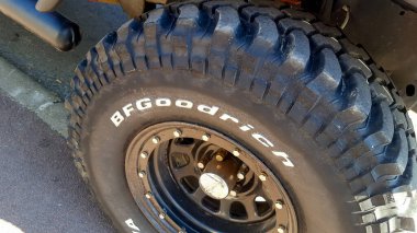Bordeaux, Aquitaine / Fransa - 08 04 04 2020: BF Goodrich logosu ve BFGoodrich araba lastiği üzerindeki metin işareti