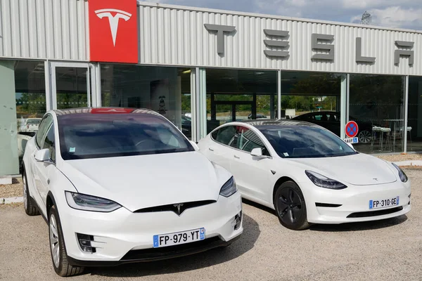 Burdeos Aquitania Francia 2020 Tesla Model Vehículo Eléctrico Concesionario Venta — Foto de Stock