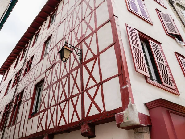 Budynek Tradycyjnej Architektury Baskijskiej Typowy Dom Kraju Basków Francji — Zdjęcie stockowe