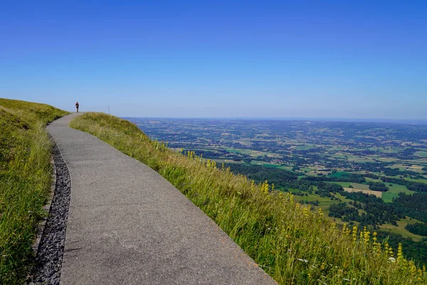 Sentier Sur Montagne Surplombant Horizon Vallée — Photo