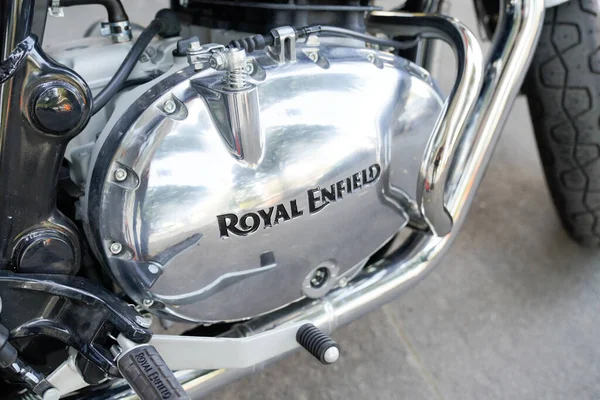 Bordeaux Aquitanien Frankreich 2020 Royal Enfield Logo Und Schild Text — Stockfoto