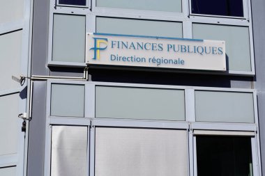 Bordeaux, Aquitaine / Fransa - 09: 20 2020: Fransa 'da kamu maliyesi yönetiminin duvar ofisindeki logosu ve metin imzası