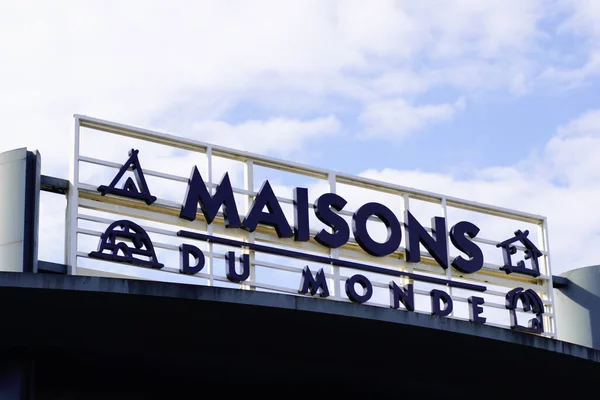 Bordeaux Aquitaine France 2020 Maisons Monde Logo Text Sign Front — 스톡 사진