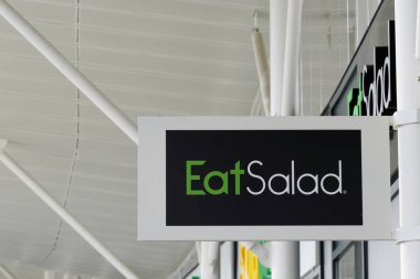 Bordeaux, Aquitaine / Fransa - 10 01 2020: Salata logosu yiyin ve fast food restoran zincirinin metin işareti