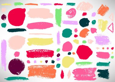 Büyük bir fırça darbesi. Mürekkep fırçası çemberi koleksiyonu, nokta, grunge çizgisi, çizgi, ayırıcı, etiket, şablon. Kirli arka planlar, desenli şekiller. Sıkıntılı fırçalar. Vektör illüstrasyonu.