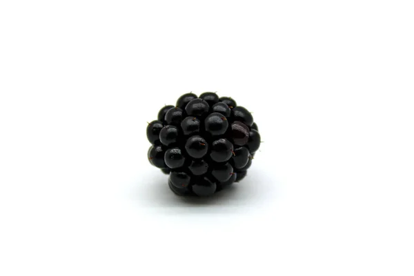 Blackberry Berry Fechar Isolado Fundo Branco — Fotografia de Stock