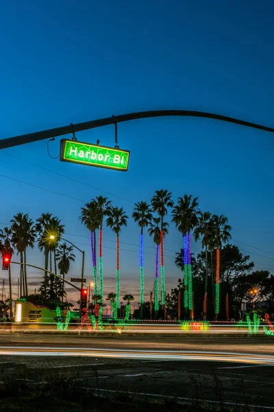 Busy Intersection Sun Sets Holiday Lights Ventura Harbor Trees New — Stock Photo, Image