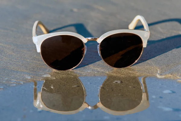 Moderne brillen voor het stijlvolle individu. — Stockfoto