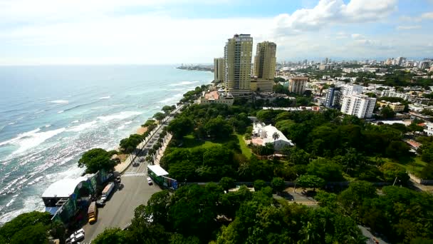 Luchtfoto Van Santo Domingo Stad Skyline Panorama Met Lucht Wolken — Stockvideo