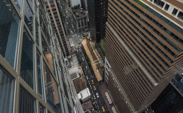New York City 5th Ave dikey görünüm. Nyc sokaklarında havadan görünümü