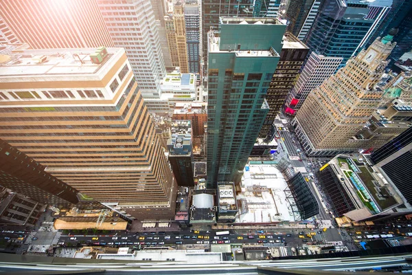 New York City 5th Ave dikey görünüm. Nyc sokaklarında havadan görünümü