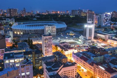 Kiev şehir merkezi, Kiev, Ukrayna'nın milli güvenlik Olympiysky Stadyumu Panoraması. Eski ve modern mimarinin sermaye şehir Ukrayna, Kiev şehir merkezinin güzel manzara