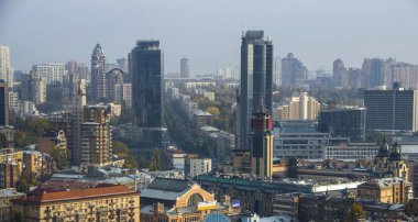 Kiev şehir merkezi, Kiev, Ukrayna iş cityscape Panoraması. Eski ve modern mimarinin sermaye şehir Ukrayna, Kiev şehir merkezinin güzel manzara