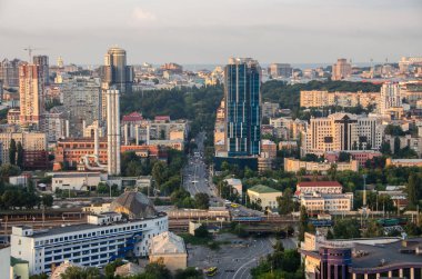 Kiev şehir merkezi, Kiev, Ukrayna iş cityscape Panoraması. Eski ve modern mimarinin sermaye şehir Ukrayna, Kiev şehir merkezinin güzel manzara