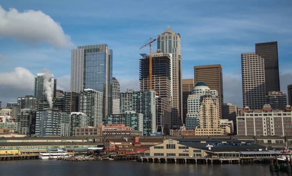 Seattle Skyline Van Binnenstad Zonnige Dag Met Moderne Gebouwen — Stockfoto