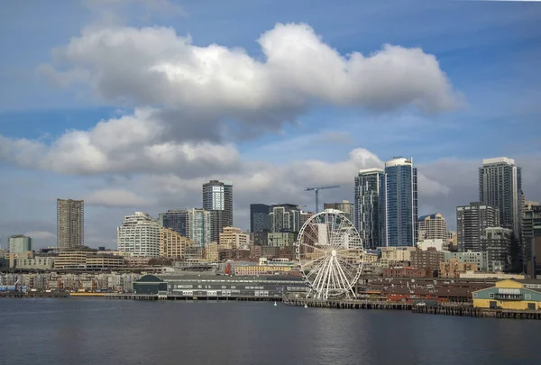 Seattle Skyline Van Bainbridge Island Ferry Met Water — Stockfoto