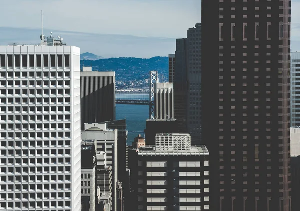 San Francisco City, California, Amerika Birleşik Devletleri içinde gökdelenler Vintage stilize fotoğraf.