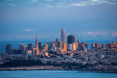 San Francisco manzarası retro görünüm. Amerika ruhu - California tema. ABD arka plan.