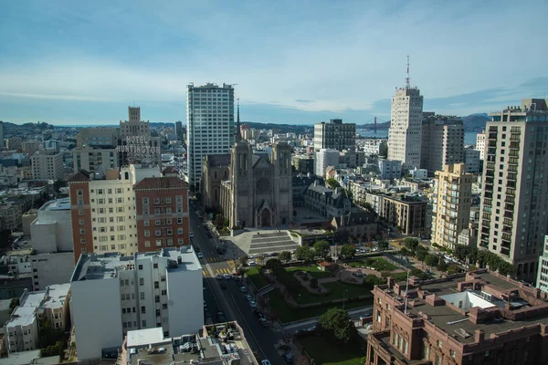 Vista aérea de la Catedral de la gracia - San Francisco, California — Foto de Stock