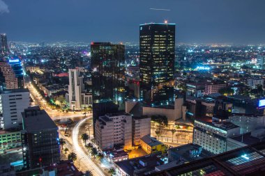 Panoramik geceden önce günbatımı zaman Mexico city şehir ısıtmak.