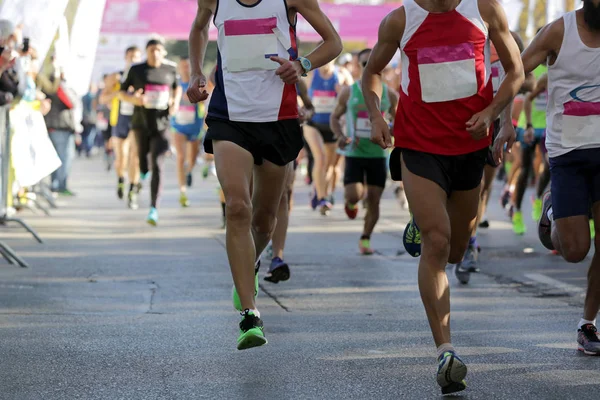Corrida Maratona Pernas Corpos Pessoas Irreconhecíveis Maratona Uma Corrida Longa — Fotografia de Stock