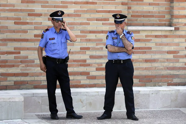 Tirana Albania June 2018 Two Policemen Stand Post Front Government — Stock Photo, Image