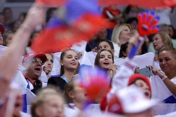 Sofia Bulgarien September 2018 Tvillingar Dina Och Arina Averina Titta — Stockfoto