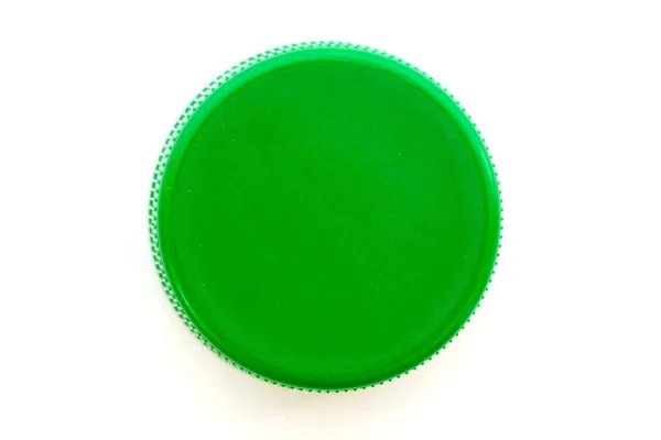 Grünen Plastikflaschenverschluss Studioaufnahmen Plastikmüll Isoliert Auf Weißem Hintergrund — Stockfoto
