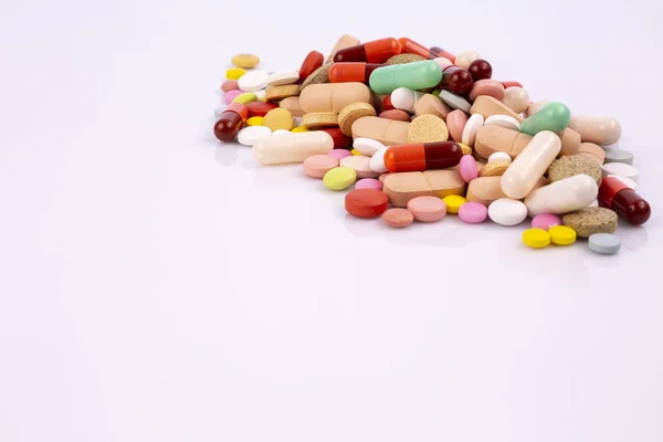Diferentes Píldoras Cápsulas Colores Industria Farmacéutica Global Por Miles Millones — Foto de Stock